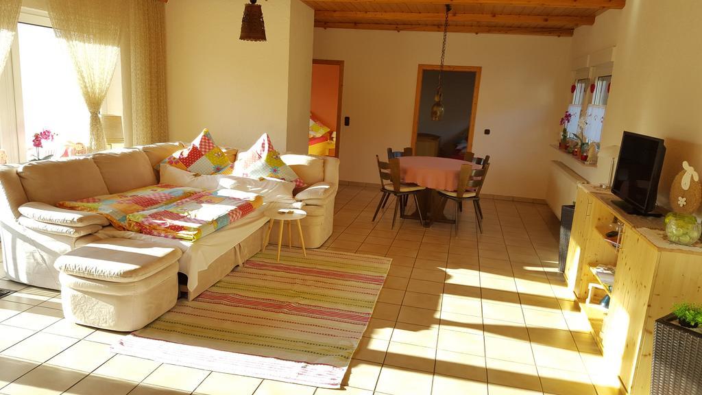 Ferienwohnung Weingut Leis Естріх-Вінкель Номер фото
